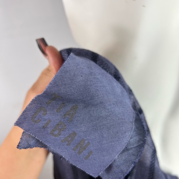 Tia Cibani Blouse - Picture 3 of 6